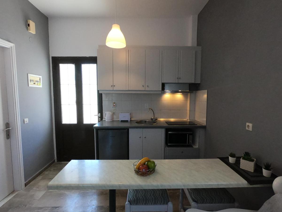Spiridoula 1 Studios & Apartments 斯达林 外观 照片