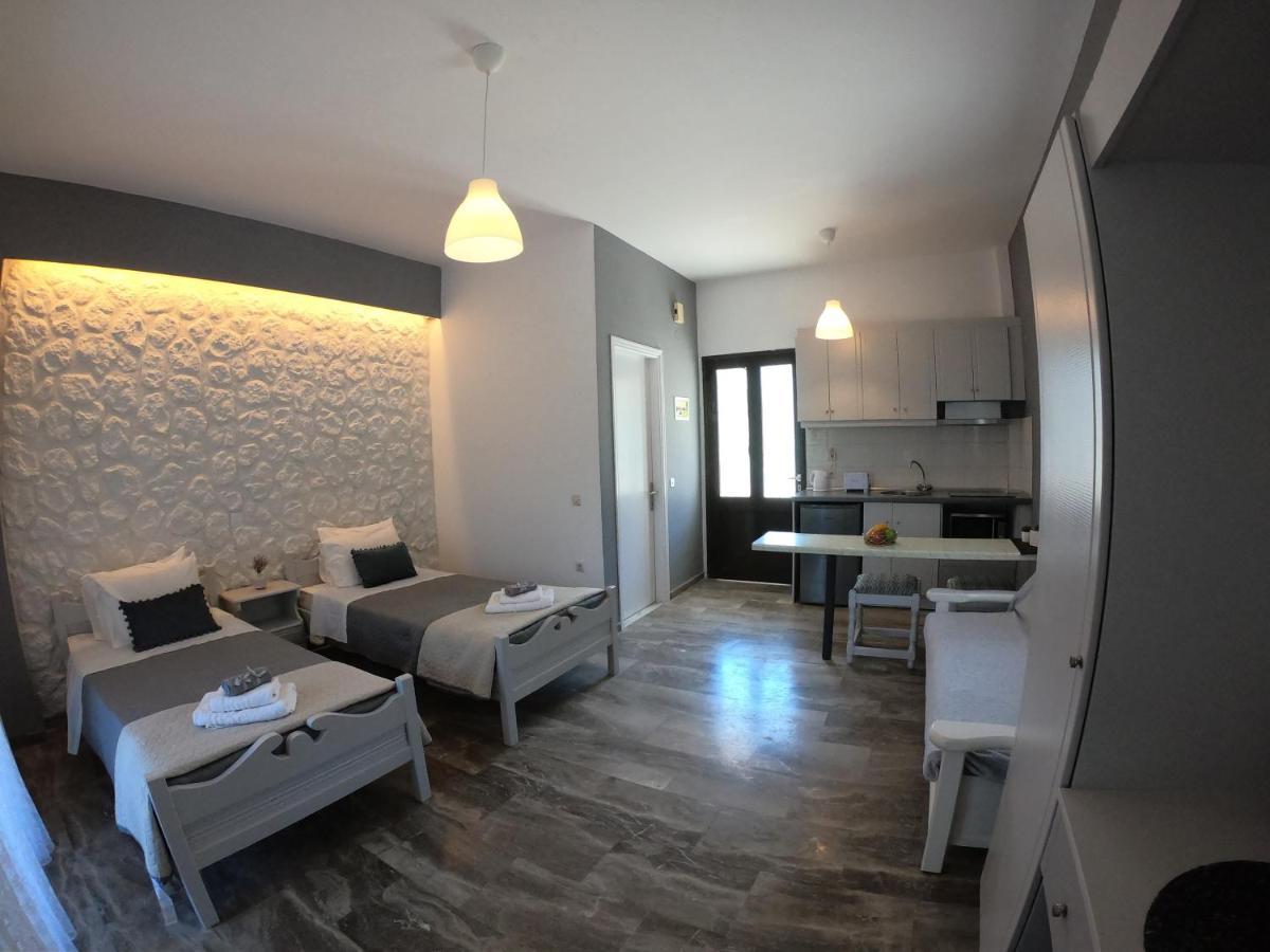 Spiridoula 1 Studios & Apartments 斯达林 外观 照片